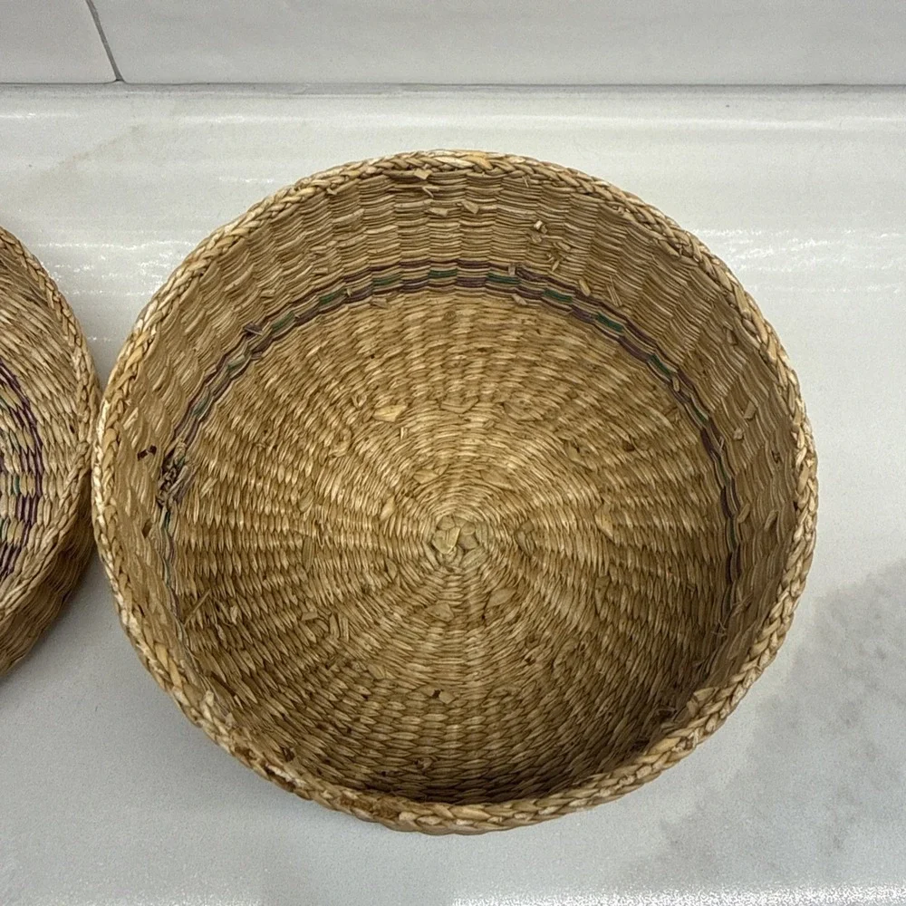 Vintage Woven Sweetgrass Basket w/Lid 5.5